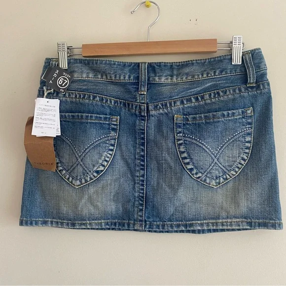 Denim Low Rise Micro Mini Skirt - Picture 6 of 9